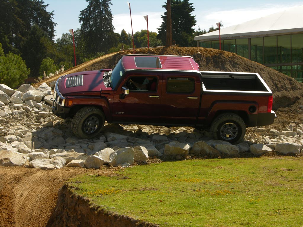 HUMMER H3T - Autocosmos.com