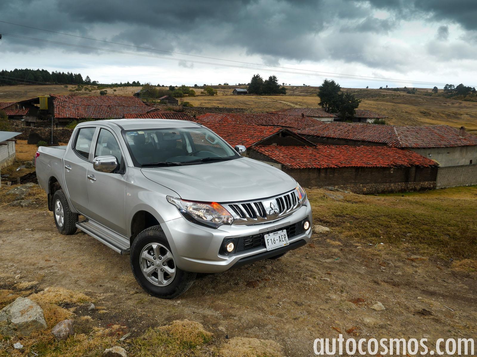 Nissan skystar vs mitsubishi l200 #10