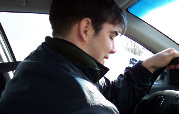 ¿Por qué mi coche no enciende cuando está caliente?