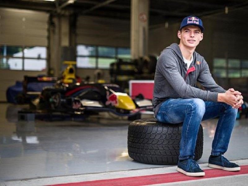 #OneQuestionMax, el piloto de Red Bull Racing responde a sus seguidores