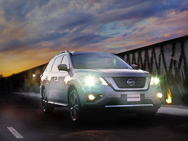 Nissan Pathfinder 2017: más tecnología y confort