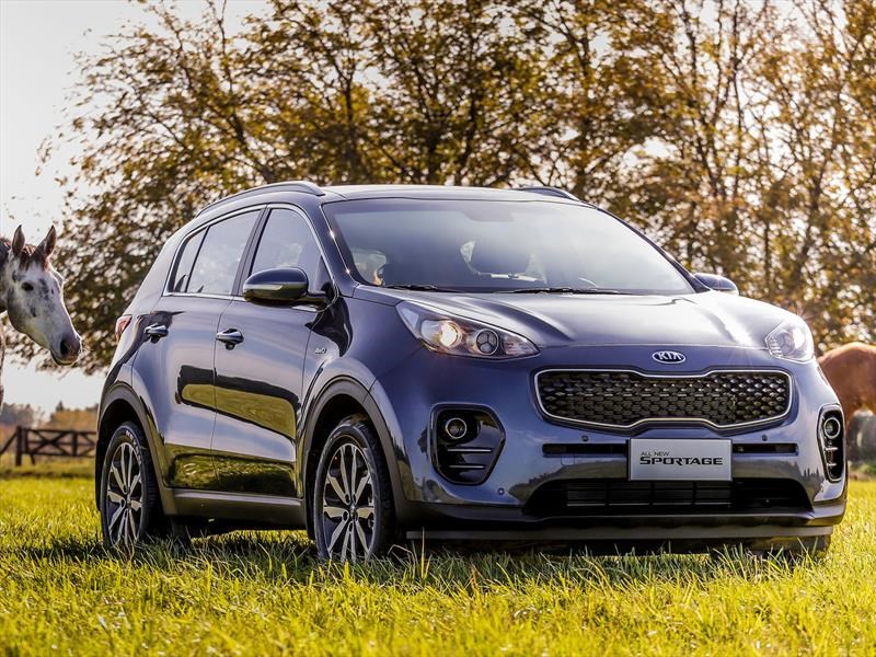 Los Kia Sportage, Sorento y Carnival suman versiones