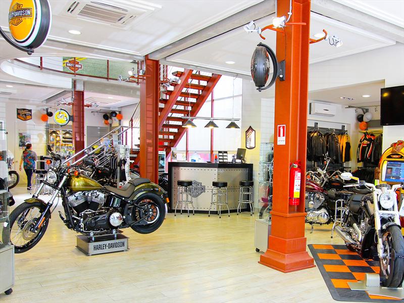 Harley Davidson Inaugura Tienda Cono En Santiago Autocosmos