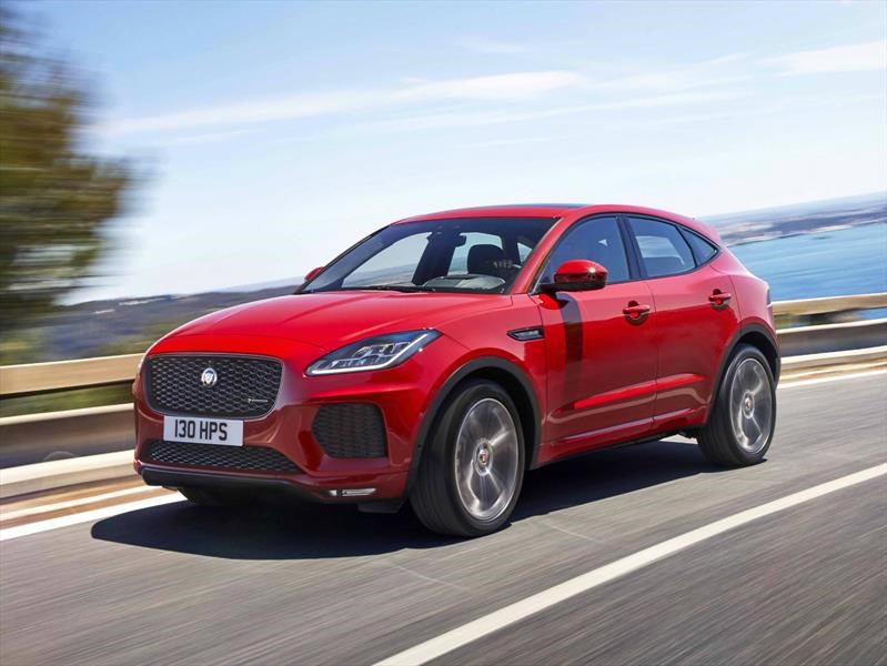 Jaguar E-Pace 2018, presentación y récord a 270° grados