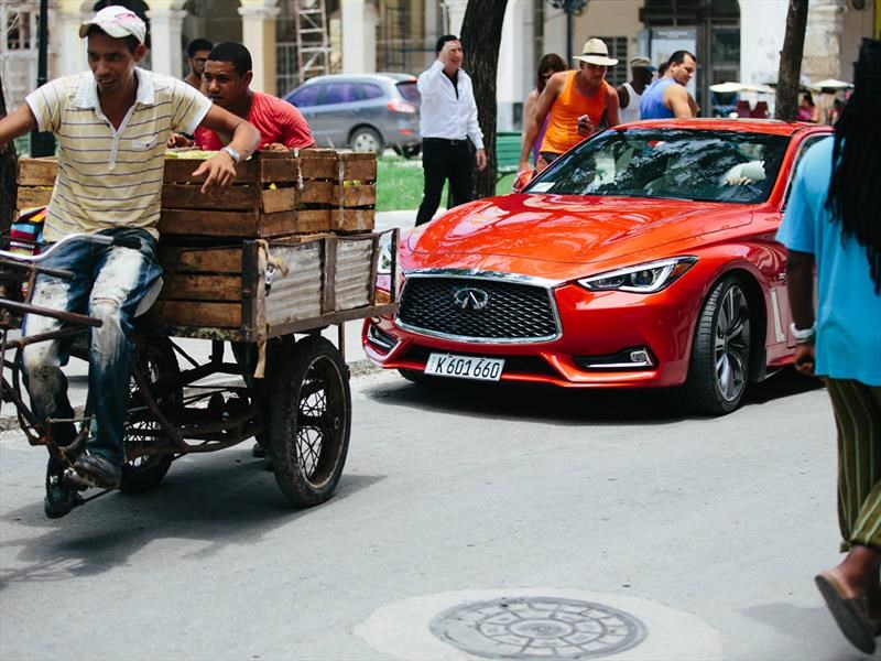 Infiniti Q60 se apresta para debutar en Chile
