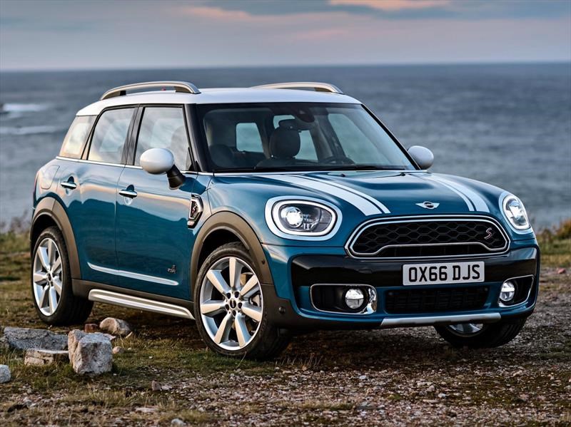 IIHS Top Safety Pick +: MINI Countryman 2017 se llevó las cinco estrellas