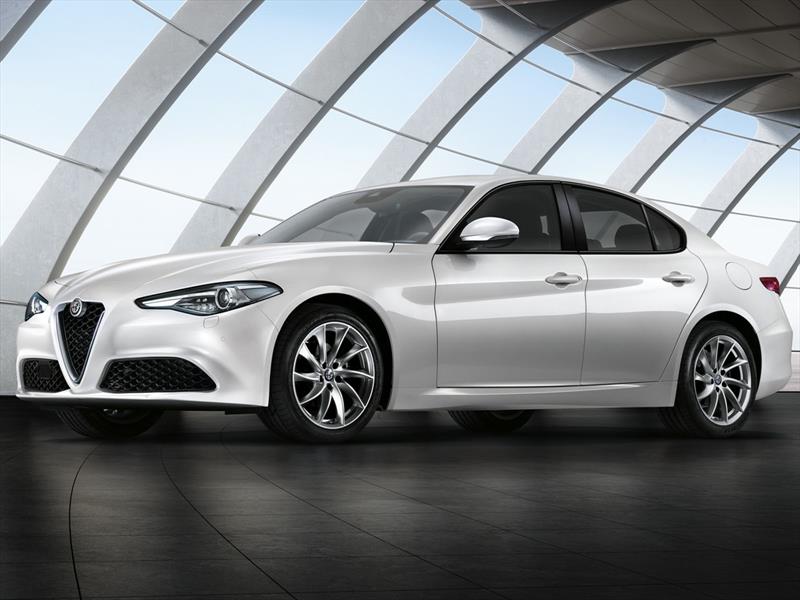 Alfa Romeo Giulia, una versión con tres motores