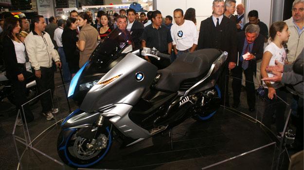 BMW Concept C, el scooter del futuro se presenta en México