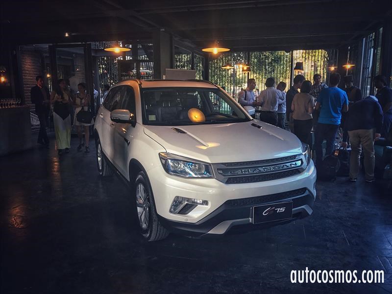 Changan CS75 2017, ahora con motor turbo y caja automática desde $13.490.000