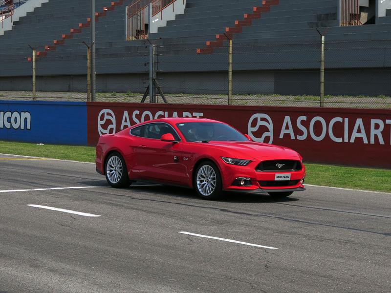 Todo sobre el lanzamiento del Mustang en Argentina