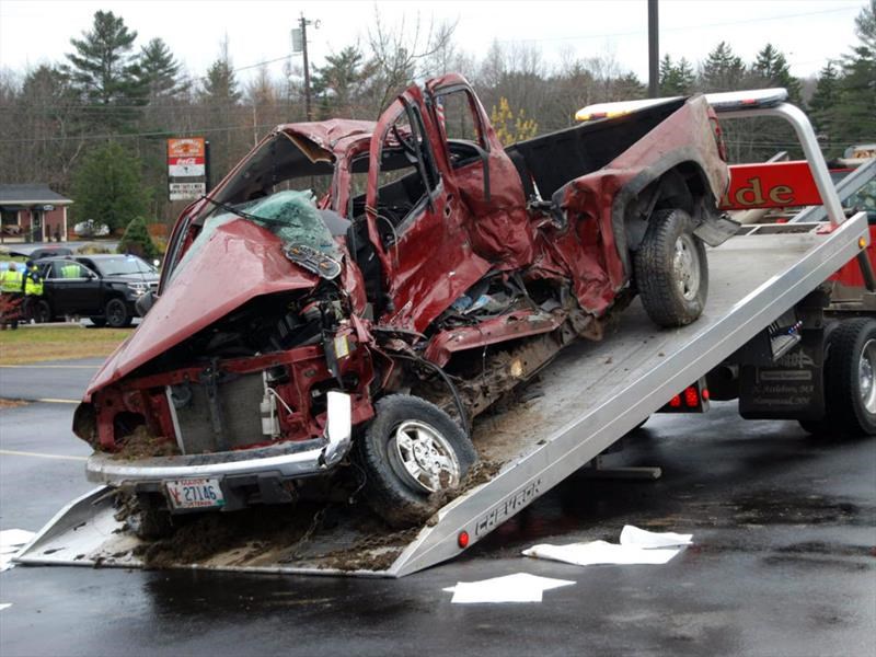 La mayoría de los accidentes viales mortales implican un solo automóvil