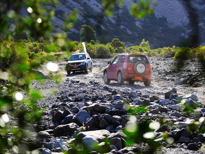 Suzuki estrena en Chile los nuevos Grand Nomade, Grand Vitara y SX4 2013