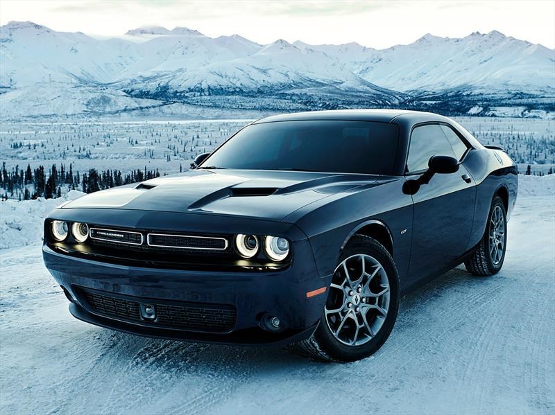 Dodge Challenger GT AWD 2017, el muscle car con tracción integral