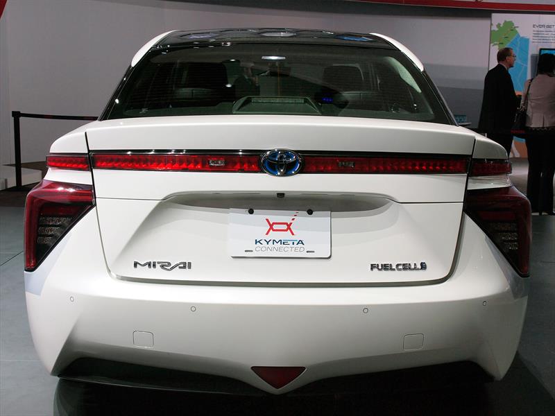 Toyota Mirai, con tecnología satelital