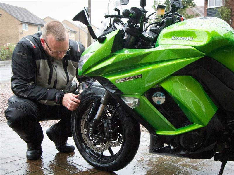 10 tips para incrementar la seguridad al andar en motocicleta