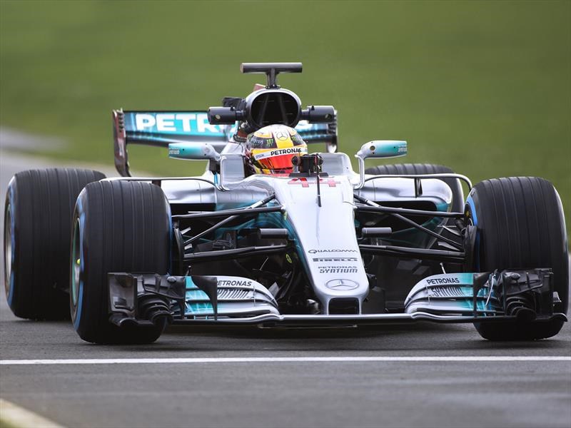 Mercedes-AMG F1 presenta el W08, su nueva flecha plateada