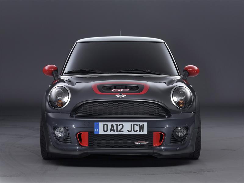 MINI John Cooper Works GP se presenta en el Salón de París