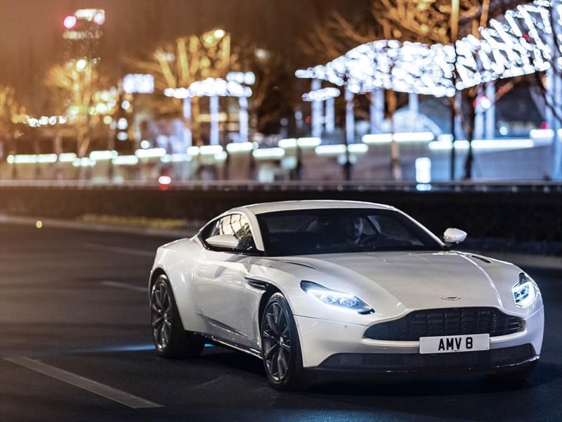 Aston Martin lanza un DB11 con motor V8