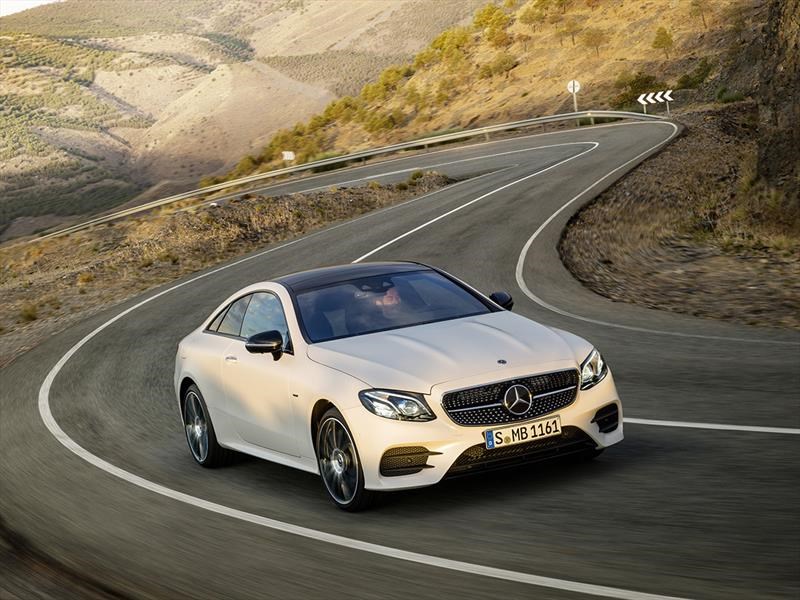 Mercedes Benz Clase E Coupe 2017 en Chile, renovado resplandor