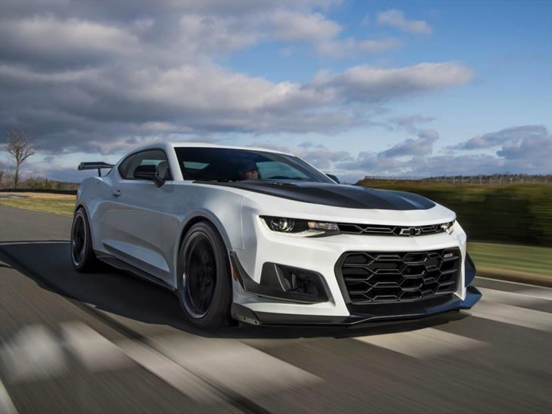 Video: Chevrolet Camaro ZL1 1LE, musculatura en acción