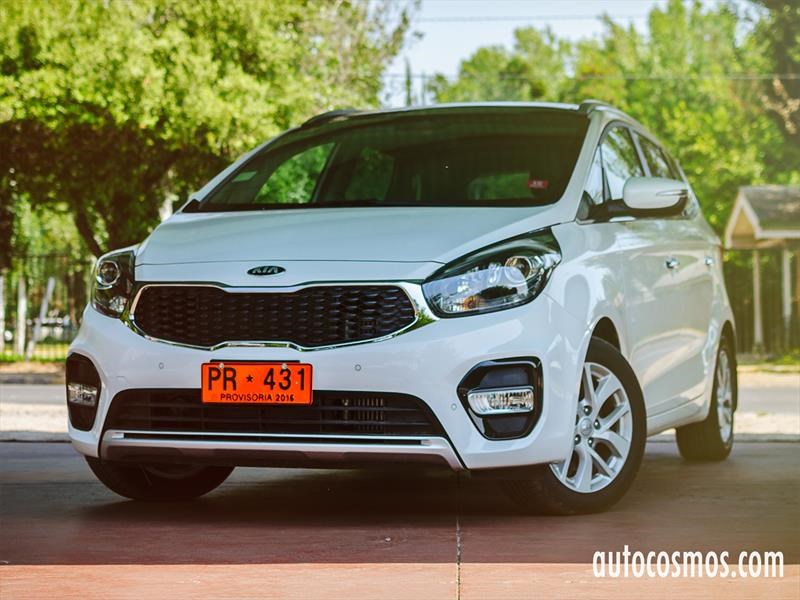 Test Drive: Kia Carens 2017