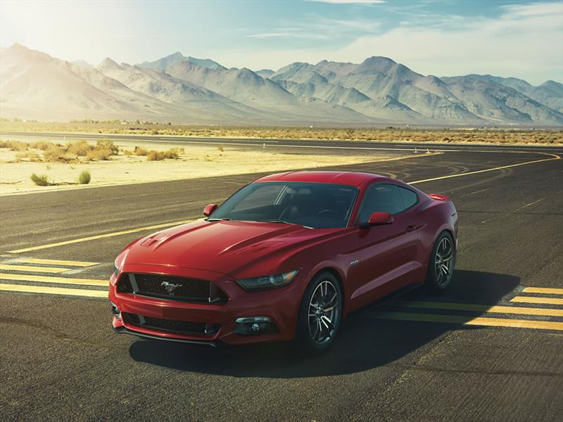 Ford Mustang 2015 se presenta en Los Angeles, conócelo