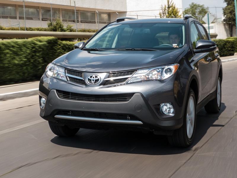 Circulan 500 mil unidades de Toyota en México