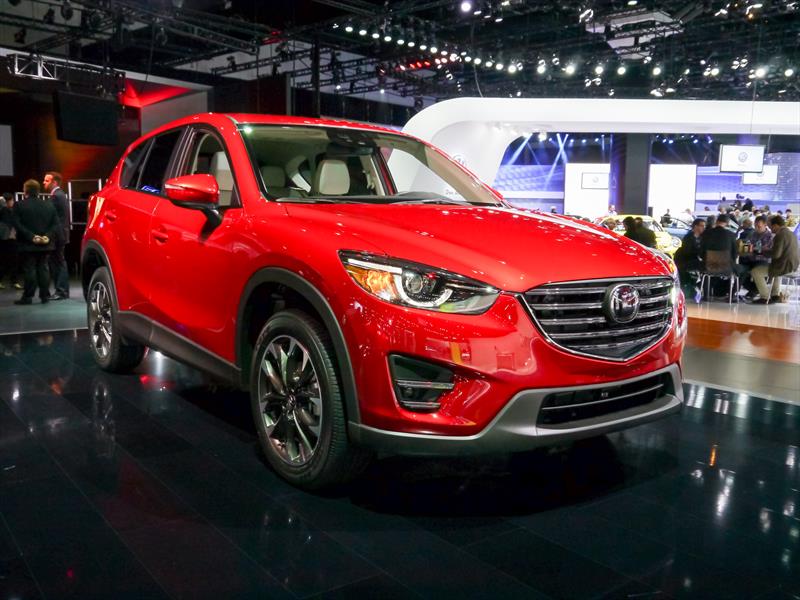 Mazda Cx 5 2017 Interior >> Mazda CX-5 2016, ligero lavado de cara y más equipamiento - Autocosmos.com Mazda Cx 5 2017 Interior >> Mazda CX-5 2016, ligero lavado de cara y más equipamiento - Autocosmos.com