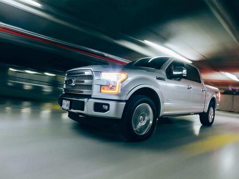 Ford Lobo 2015, prueba de 3 meses
