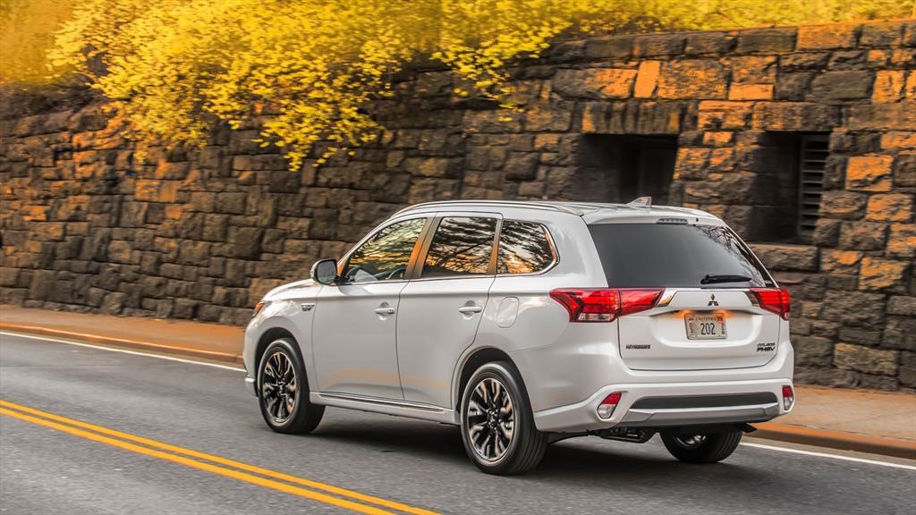 Mitsubishi outlander phev 2019