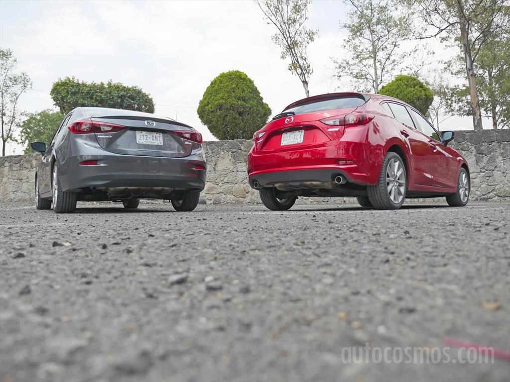 Mazda 3 Sedán VS Mazda 3 Hatchback - Autocosmos.com