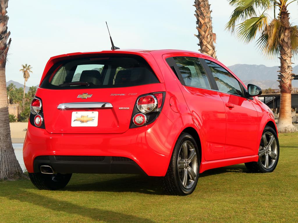Chevrolet Sonic RS 2014 llega a México en 269,000 pesos