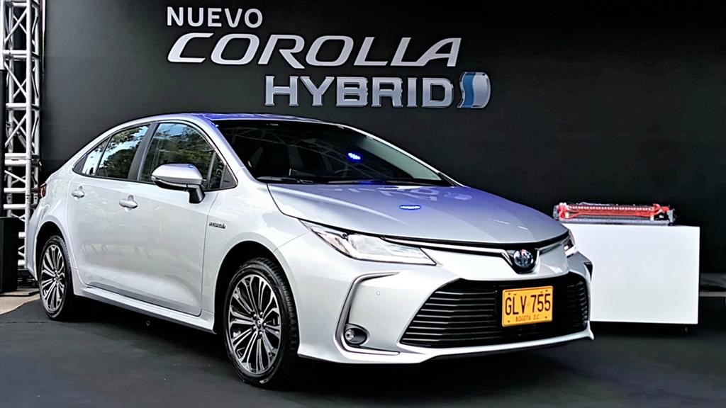 Lanzamiento Toyota Corolla Híbrido en Colombia