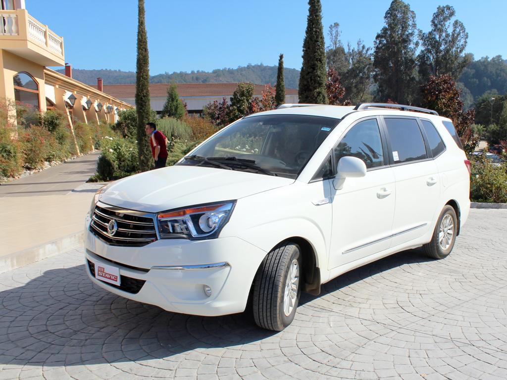 Ssangyong korando turismo stavic