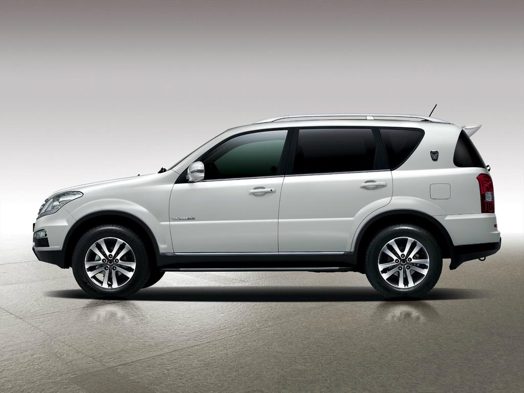 SSANGYONG Rexton w 2012