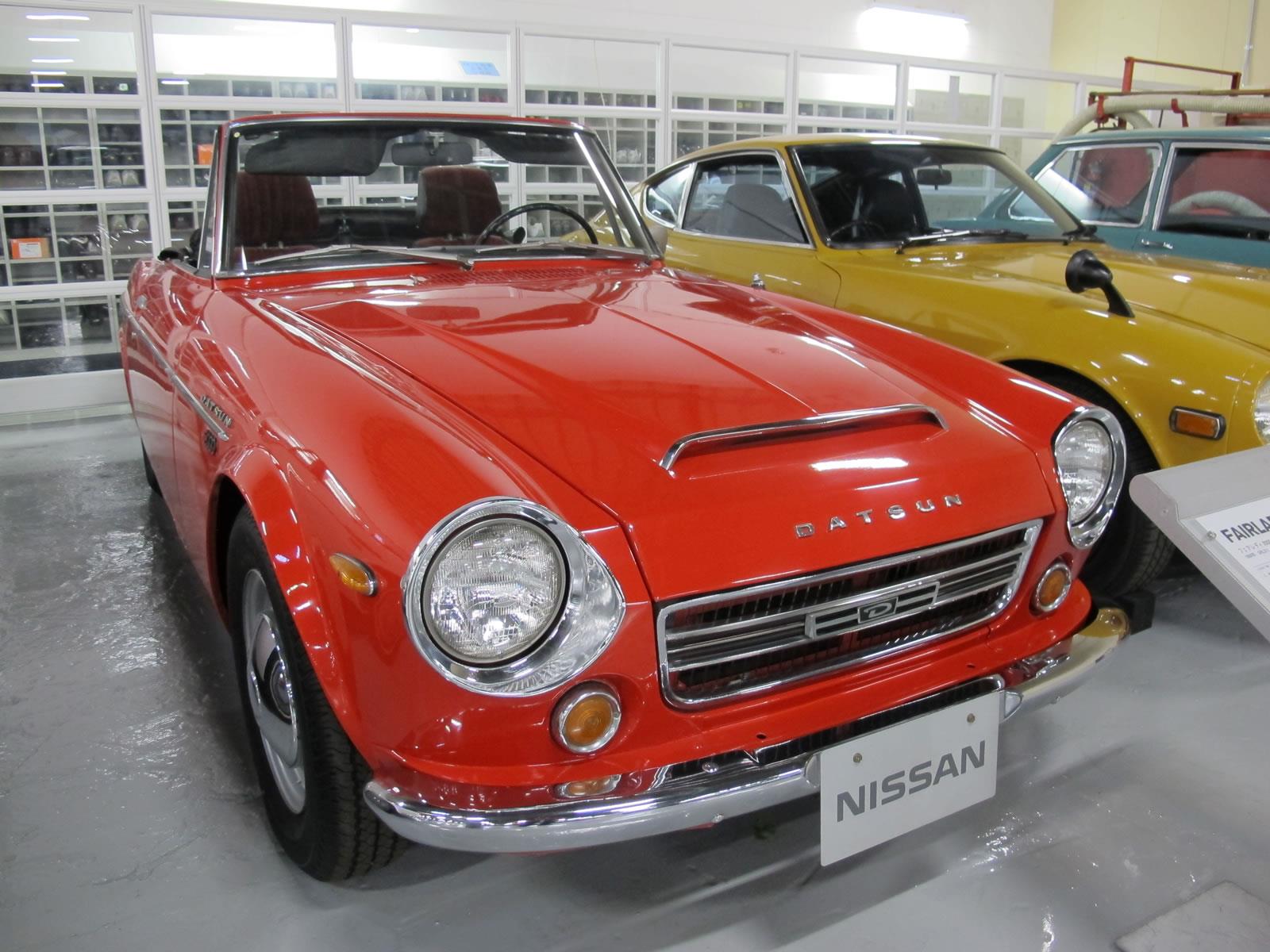 Nissan 80 годов