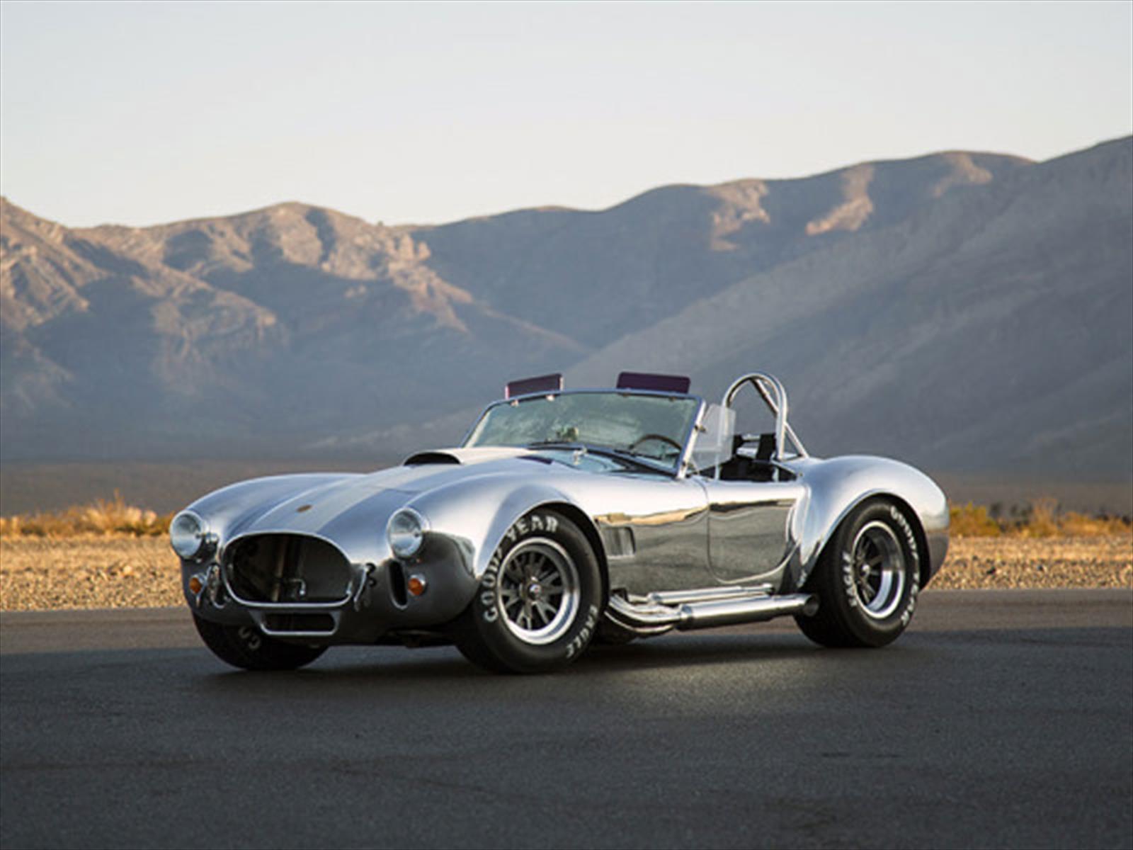 Shelby Cobra 427 edición 50 aniversario debuta