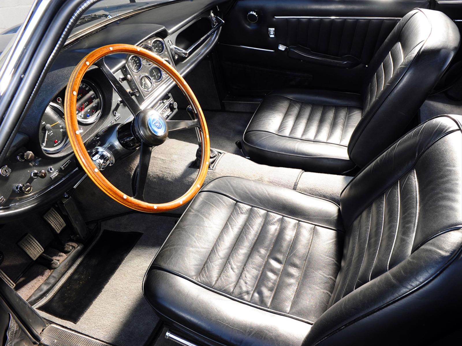 Aston Martin Db4 Jet Coup 233 De 1960 Subastado En 4 8