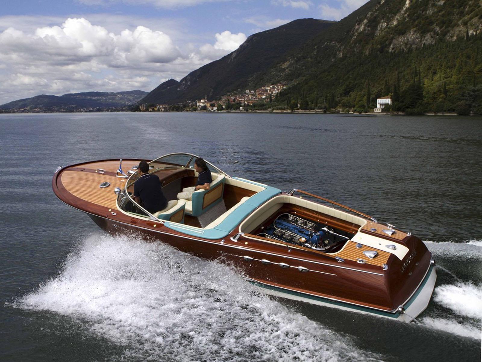 Riva aquarama lamborghini