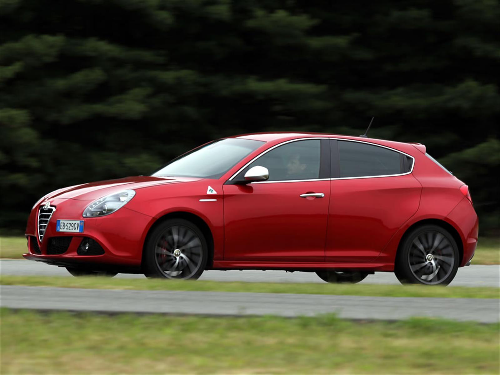 Alfa Romeo Giulietta Quadrifoglio Verde 2012 A Prueba