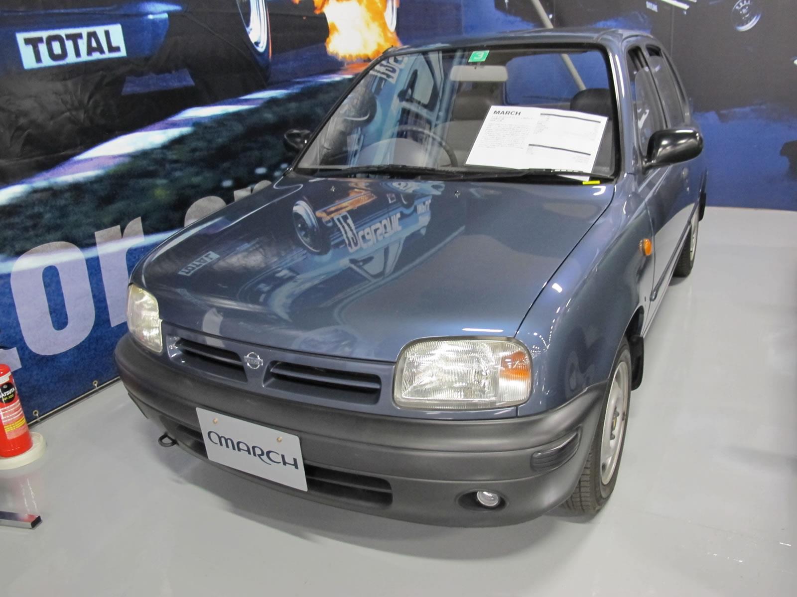 Nissan 80 годов