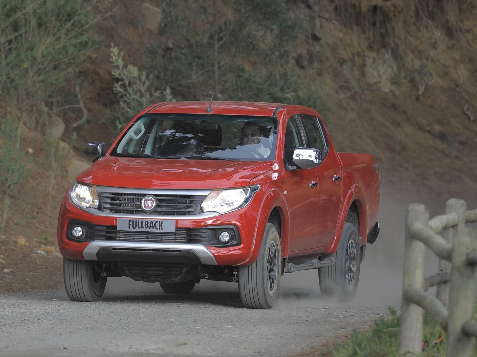 Fiat fullback 2016