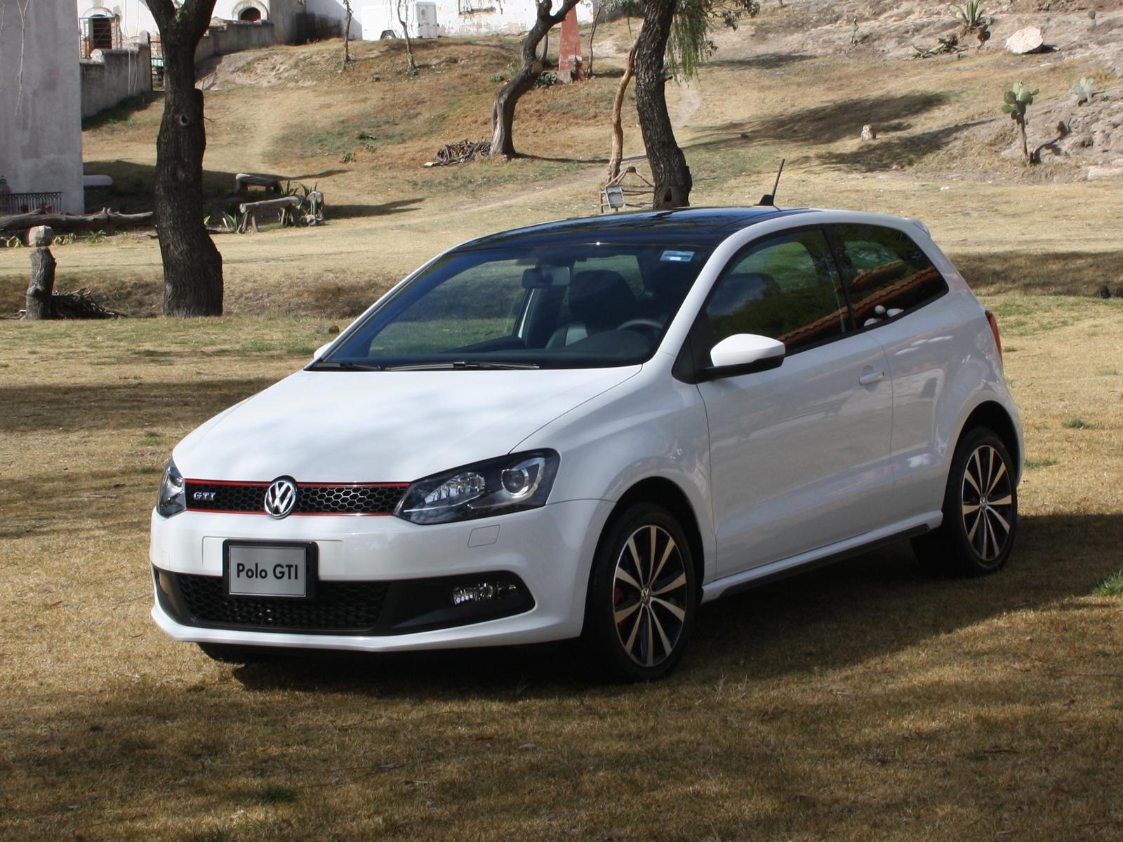 Фольксваген поло на английском. Polo GTI 2013. Volkswagen Polo GTI. VW Polo 2013. Фольксваген поло 2013.