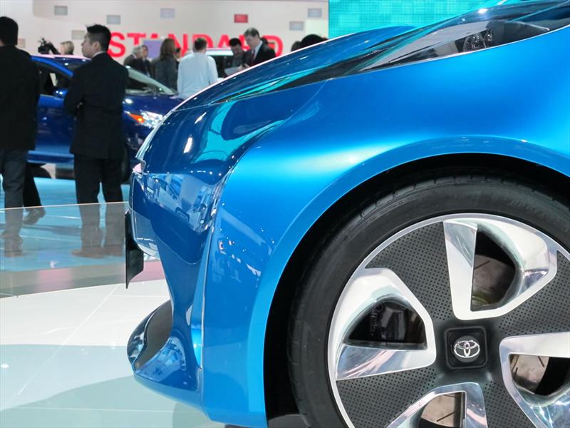 Toyota Prius C en el Salón de Detroit 2011