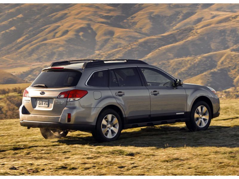 Subaru legacy outback 2010