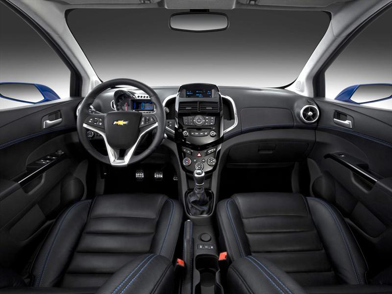 AVeo RS 2011