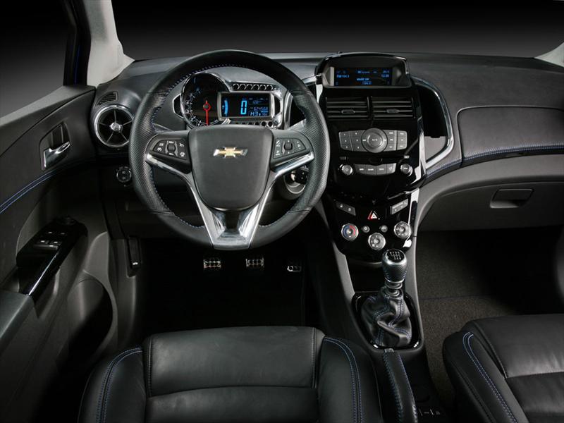 AVeo RS 2011