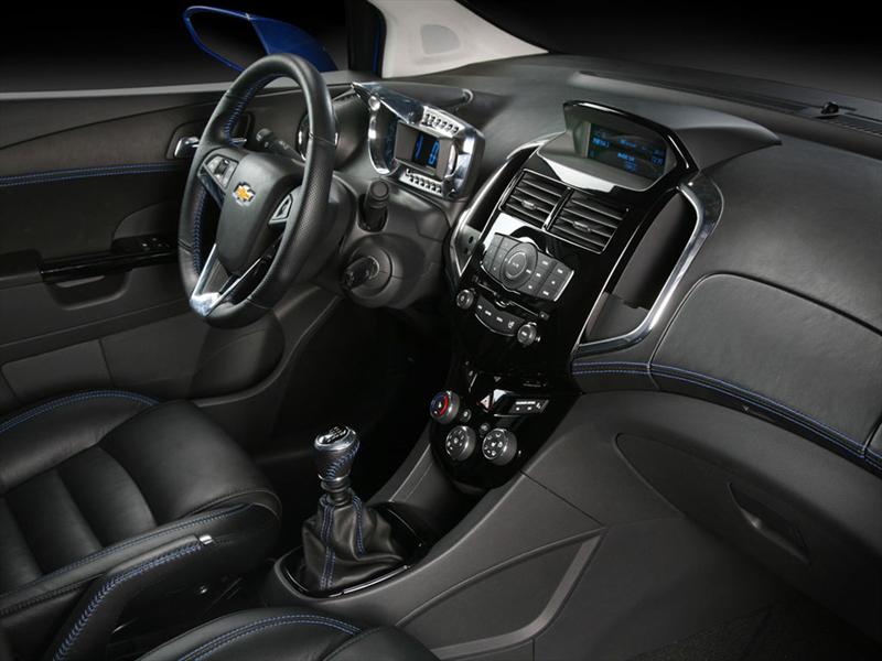 AVeo RS 2011