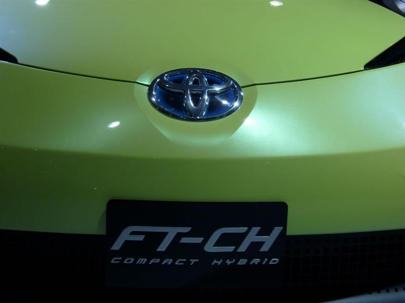 Toyota FT-CH Concept en Detroit 2010