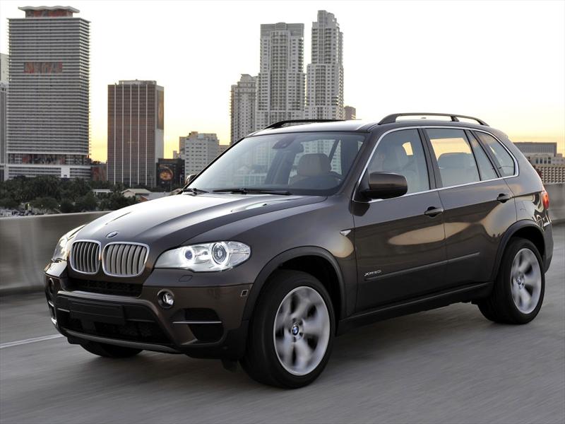 Bmw x5 2011 года